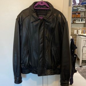 London Fog Vintage Black Leather Bomber Jacket